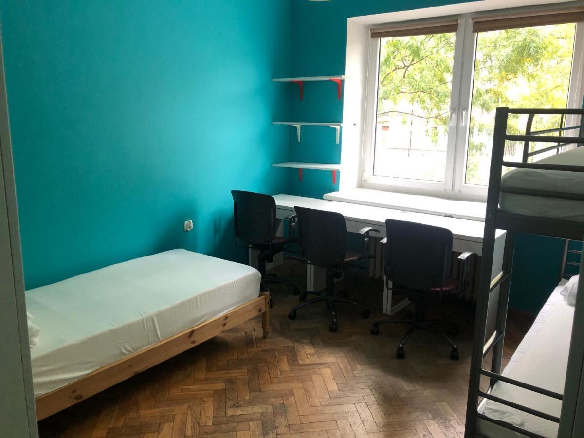 Student-House Kazimierzowska Hostel Warschau Buitenkant foto