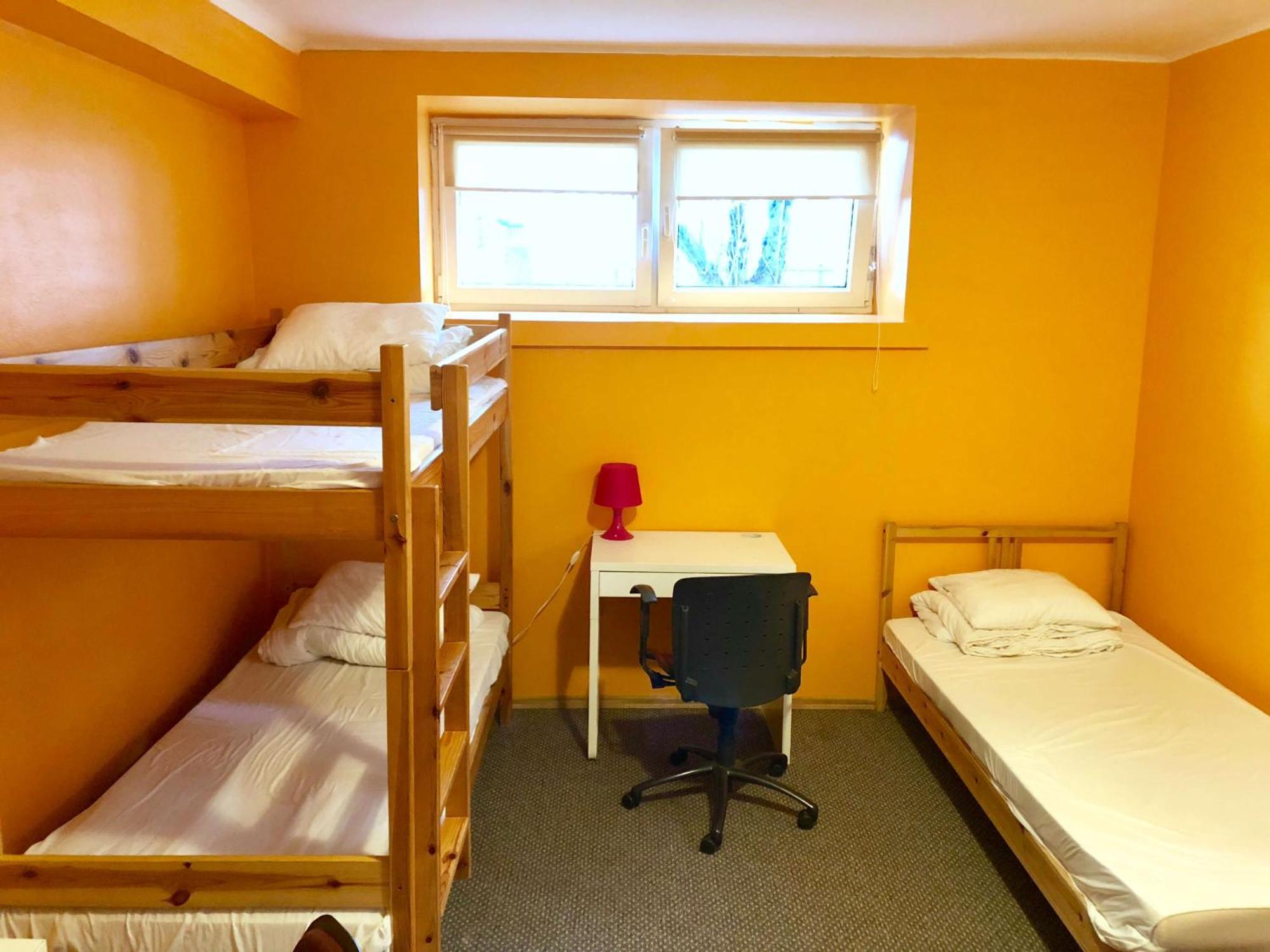 Student-House Kazimierzowska Hostel Warschau Kamer foto