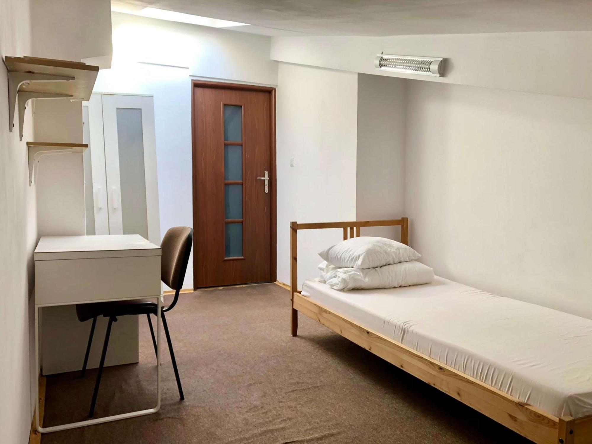 Student-House Kazimierzowska Hostel Warschau Kamer foto