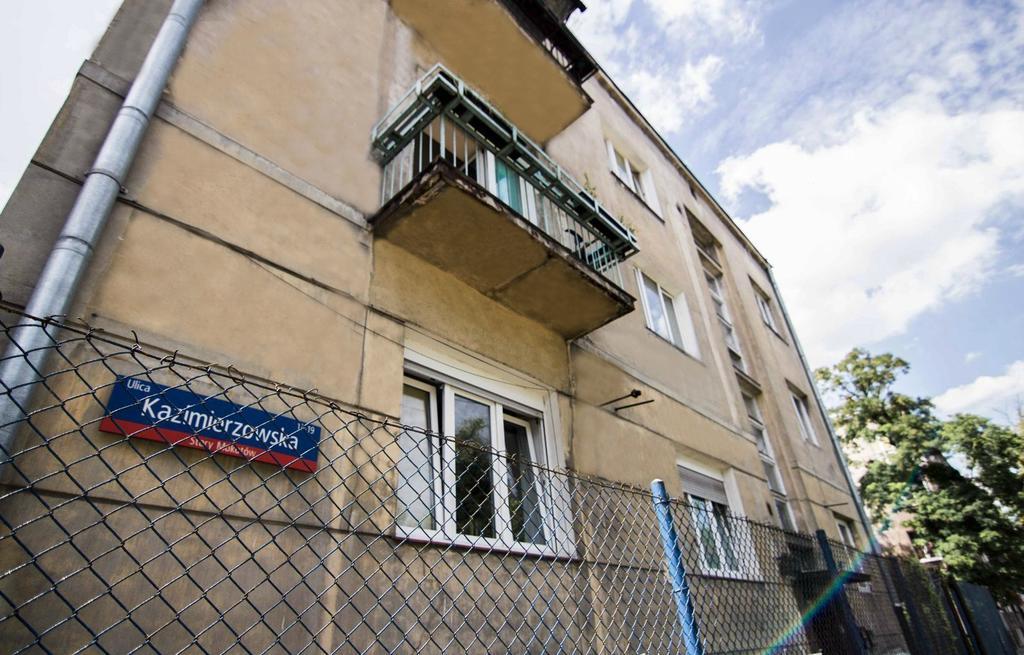 Student-House Kazimierzowska Hostel Warschau Buitenkant foto