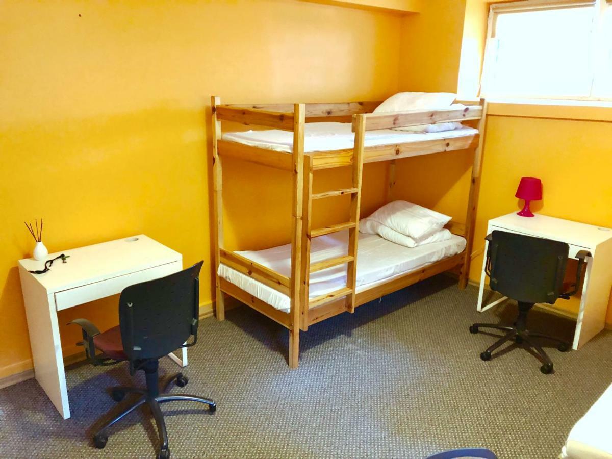 Student-House Kazimierzowska Hostel Warschau Buitenkant foto